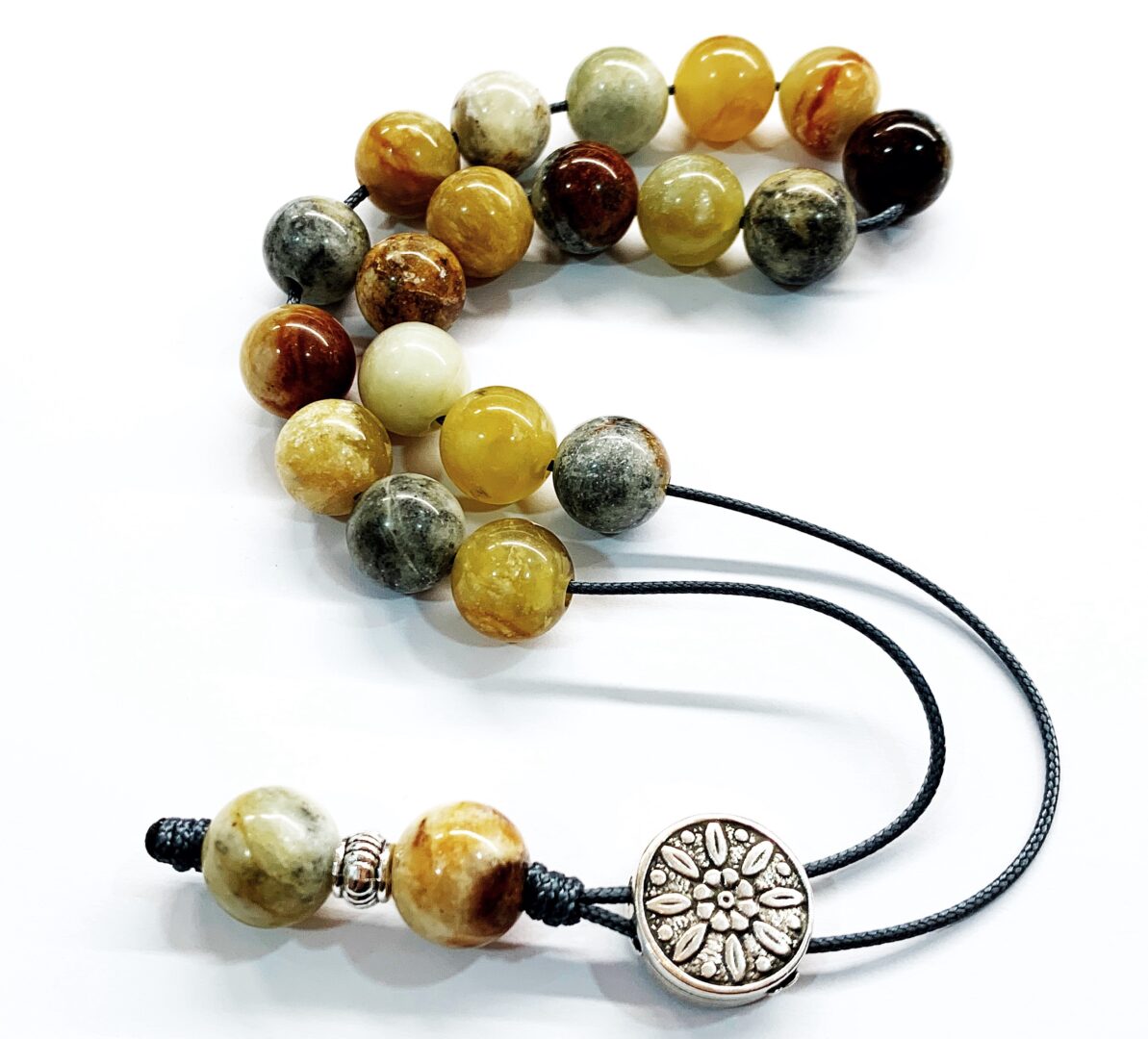 img_3237 Κομπολόι από ημιπολύτιμο λίθο Νεφρίτη STO 67 - Image 1