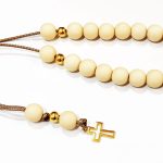 Κομπολόι μπομπονιέρας από μπέζ ρητίνη με χρυσές λεπτομέρειες MINI 5