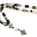 Προσευχητάρι 33 χάντρες από Αχάτη τρίχρωμο ταγιέ CROS 10