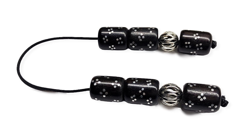 536D7387-77EE-4164-A105-BD78C62D9CB8.jpeg Μπεγλέρι από ξύλο Έβενου κεντημένο με ασήμι BEG 49 - Image 1