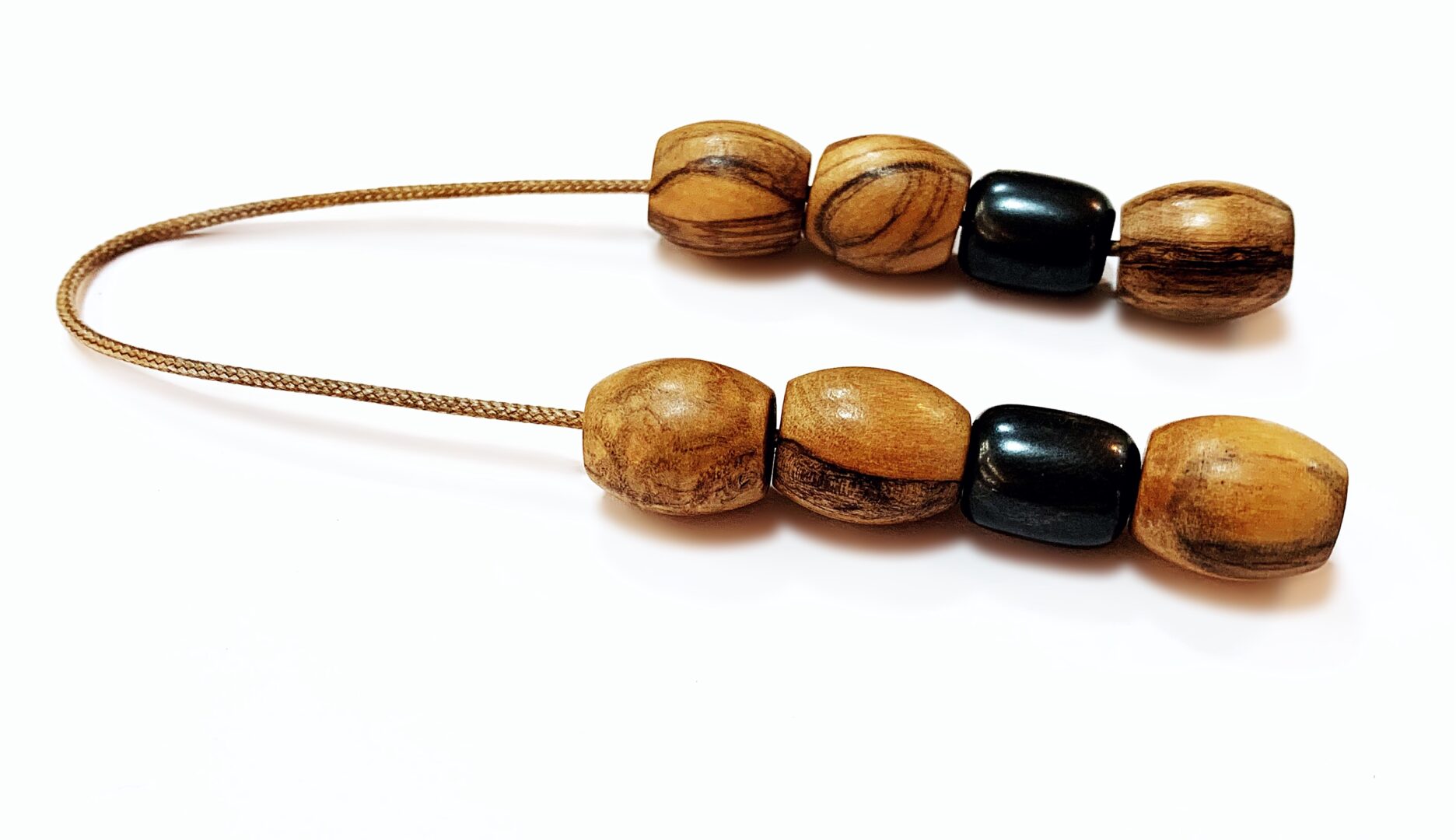 img_3858 Αρωματικό μπεγλέρι από Ξύλο ελιάς και Αιματίτη BEG 11 - Image 1