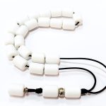 Κομπολόι από Βακελίτη λευκό ( απομίμηση κόκκαλου ) BAK 21