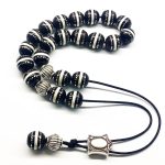 Κομπολόι από Έβενο με ένθετα λευκής πάστας κεντημένος με ασήμι EBO 12