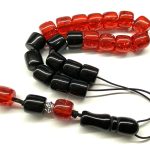 Κομπολόι από  Ρητίνη σε δύο χρώματα μαύρο και κόκκινο RIT 23