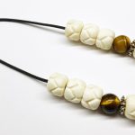 Μπεγλέρι από Κόκκαλο καμήλας σκαλιστό και Μάτι τίγρης BEG 39