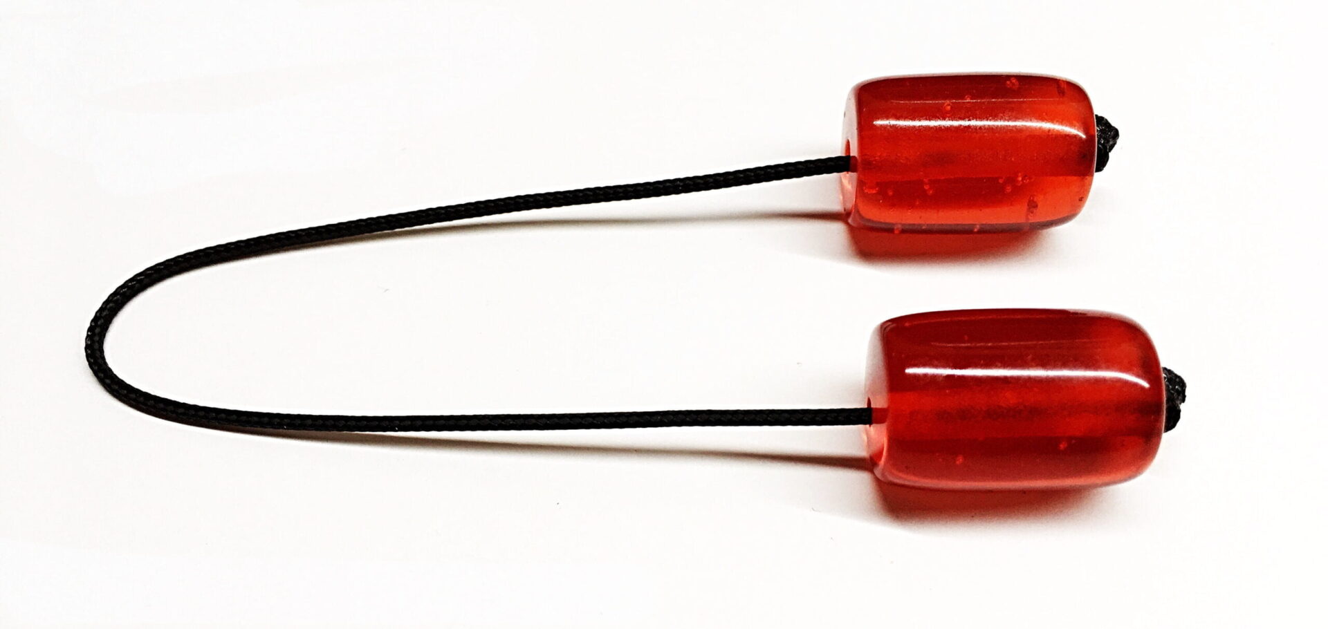 418BD674-DC6D-4A01-9484-41398D66481E-scaled-1.jpeg Μπεγλέρι από ρητίνη κόκκινες χάντρες BEG 80 - Image 1